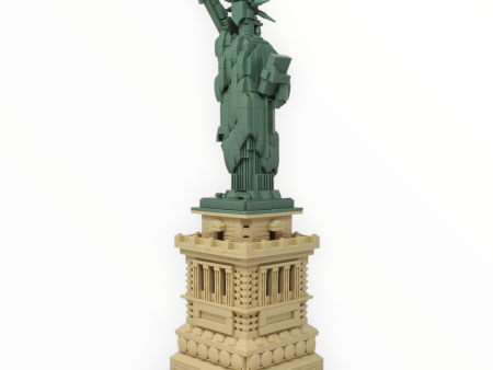 Used Set 21042 Architecture Statue of Liberty For Sale